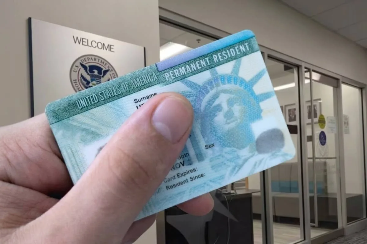 Green card: el USCIS confirma cuándo un solicitante puede cambiar de empleador sin reiniciar el trámite