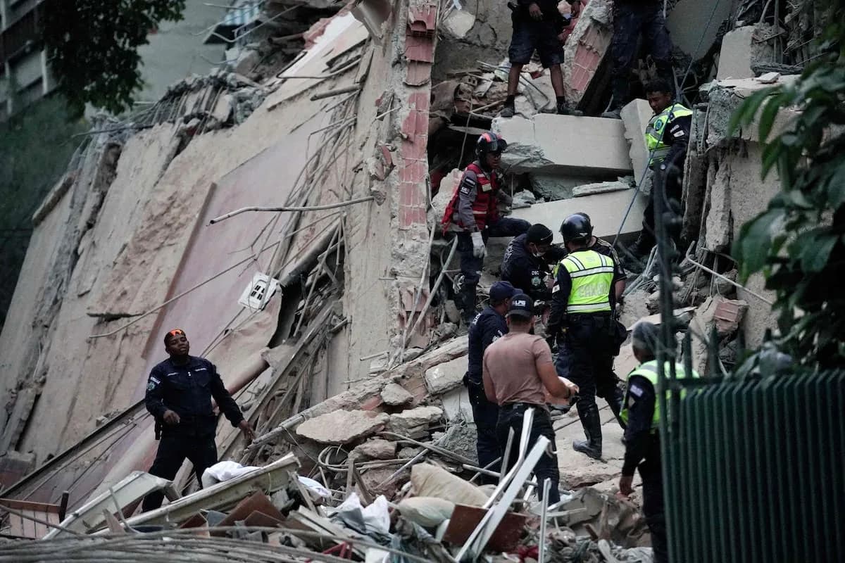 Dos terremotos de magnitud 7 sacudieron Venezuela, causando destrozos en Caracas
