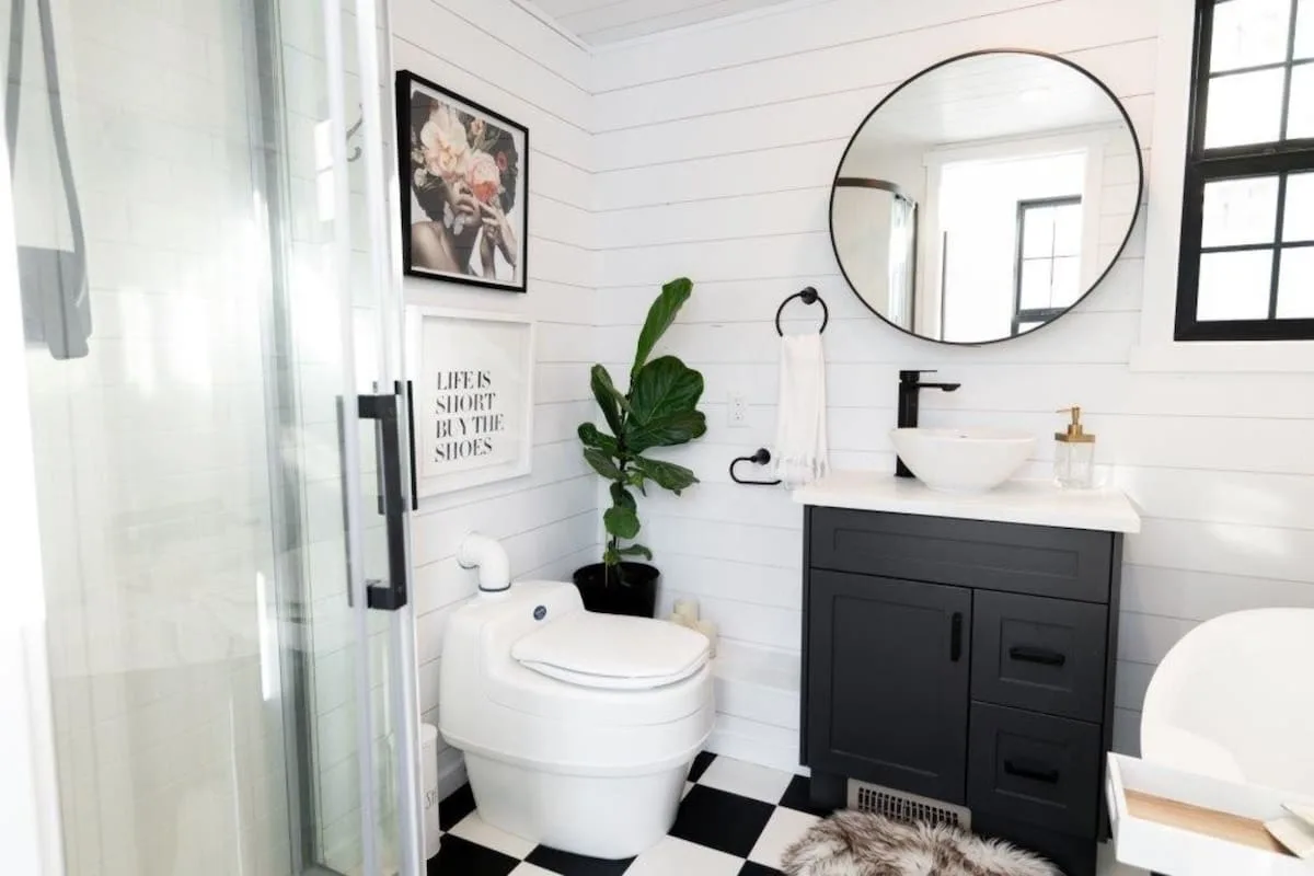 Remodelar un baño cuesta $8,8 millones en julio 2026: los precios por ambiente