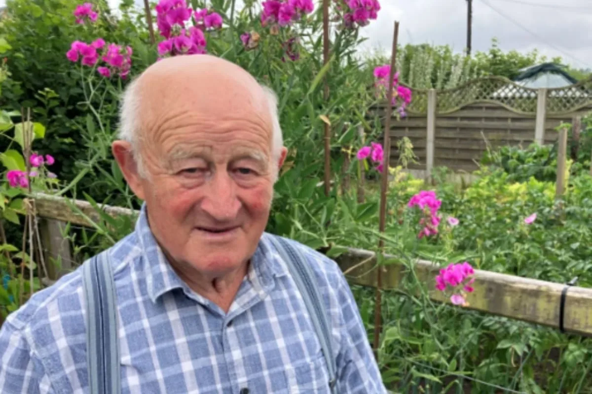 Un agricultor de 86 años vivió años con un parásito sin saberlo: qué es la hidatidosis