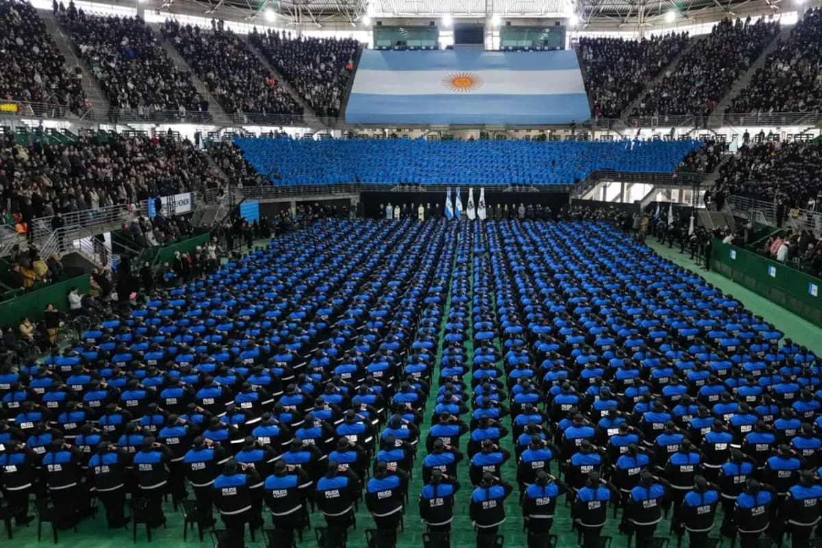 Egresaron 1022 nuevos oficiales de la Policía de la Ciudad