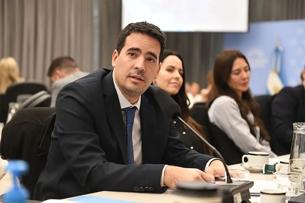 Adrián Ravier confirmó fecha para su primera conferencia en la Casa Rosada