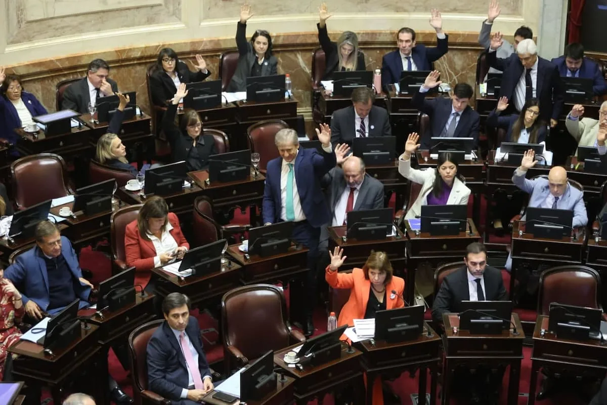 La oposición dialoguista cuestiona que la reforma electoral habilite las listas colectoras