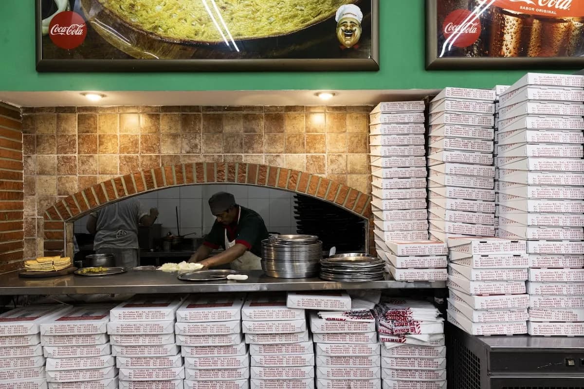 Por cábala, una pizzería porteña deja de vender tarta gallega hasta que termine el Mundial