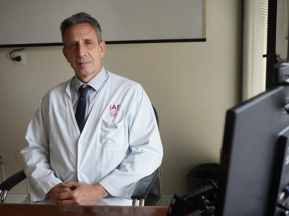 Matías Chacón: "Una de cada tres o cuatro personas tendrá cáncer, pero la mitad se puede prevenir"