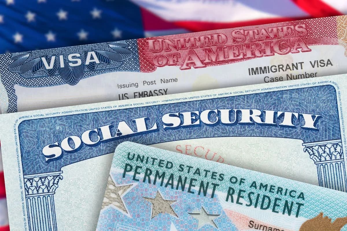 Nueva regla del Uscis: quiénes pueden perder la green card por usar beneficios públicos