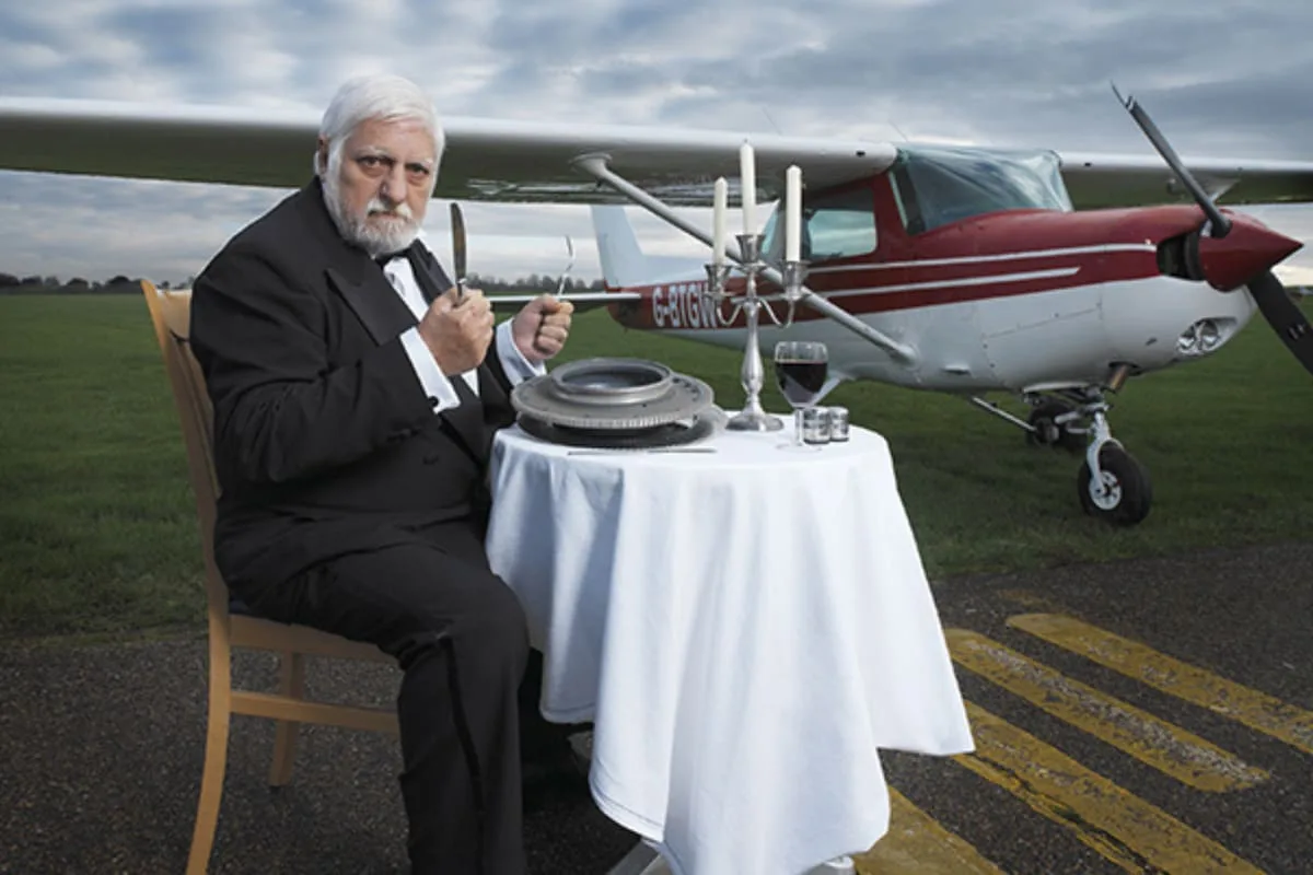 Michel Lotito: el hombre que comía bicicletas y aviones