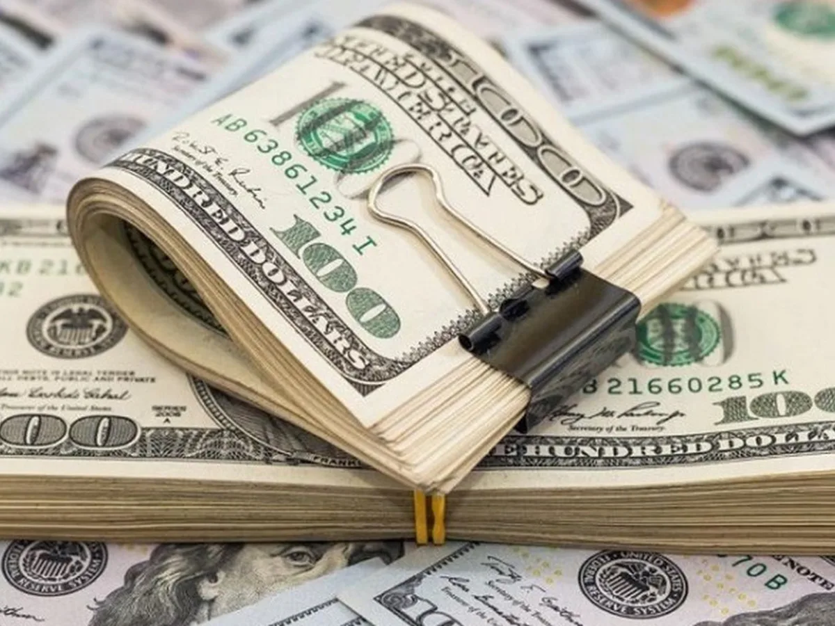 Subió el dólar y baja la inflación: ¿se rompe el maleficio o falta camino?