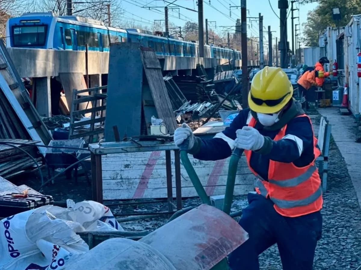Industria cayó 5,7% en mayo y construcción subió 4,1%: polos opuestos