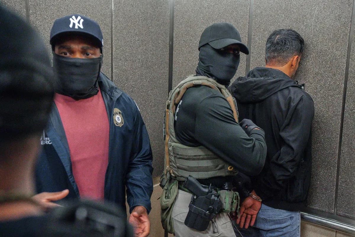 Juez federal anula las políticas del ICE sobre arrestos en tribunales de inmigración