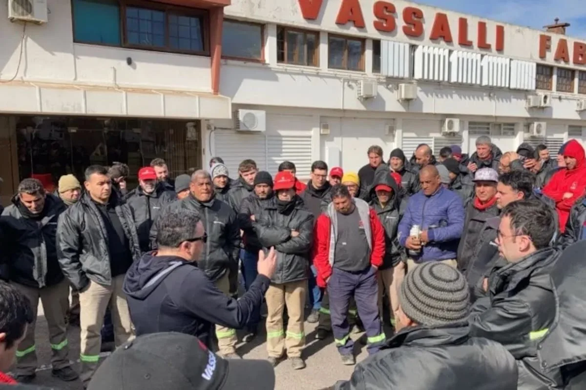 Vassalli: nuevo comunicado dilata plazos y deja en suspenso la reactivación