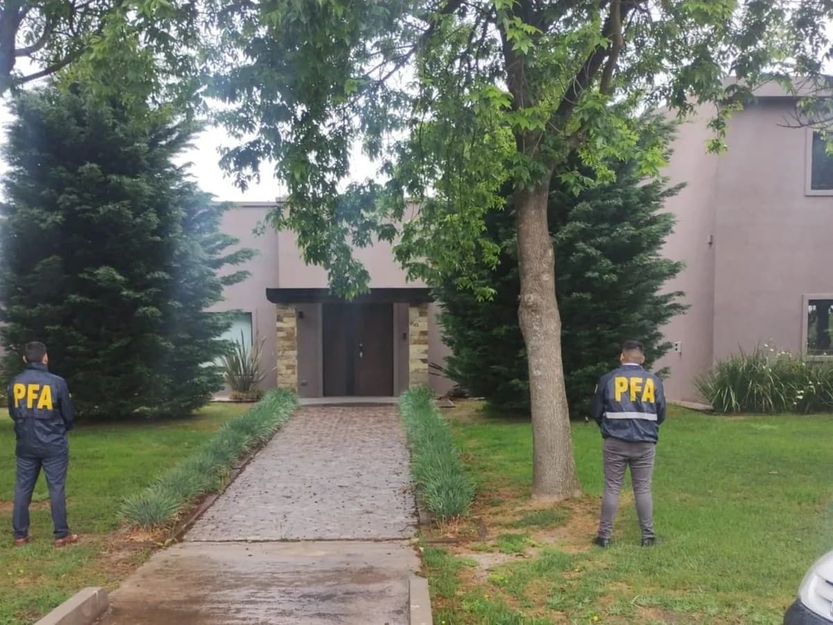 Juez ordenó inspección en casa de Insaurralde y peritaje a celular de Cirio