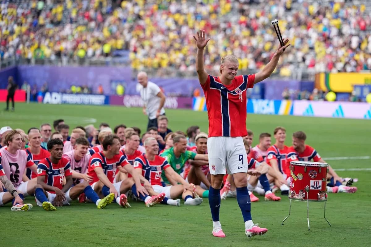 Noruega eliminó a Brasil y celebró con la "remada vikinga"