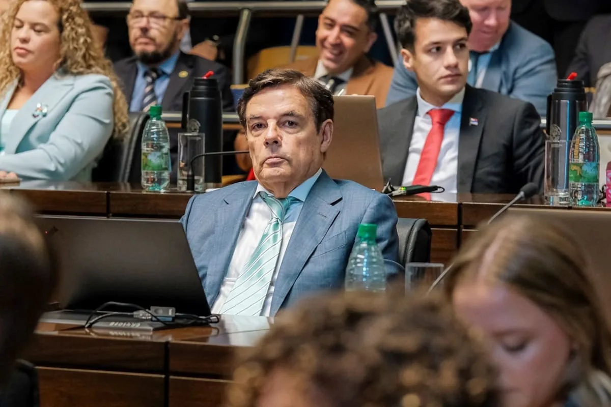 Diputados de Misiones se rebelan contra Rovira y denuncian renuncias firmadas