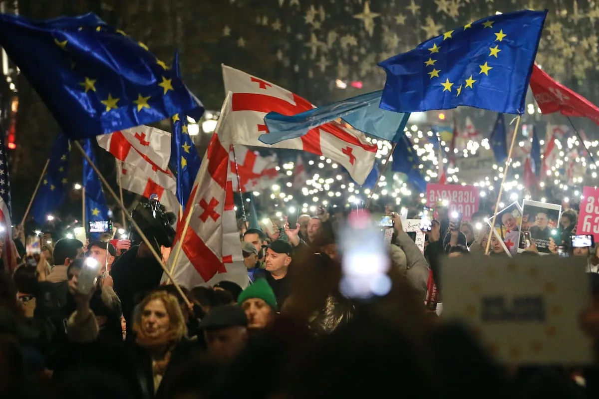 Georgia: 618 días de protestas contra el giro prorruso y la deriva autoritaria