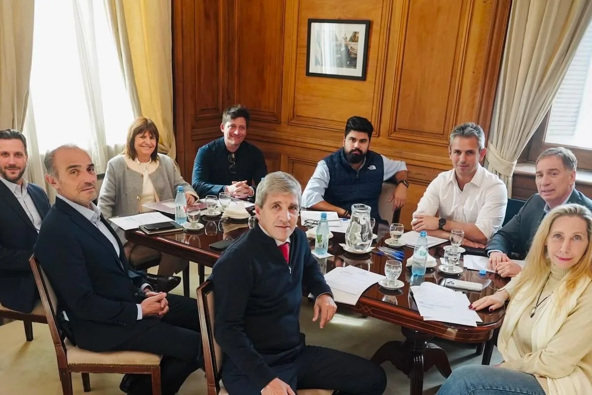 El Gobierno reunió a su mesa política con la nueva estructura tras la salida de Manuel Adorni