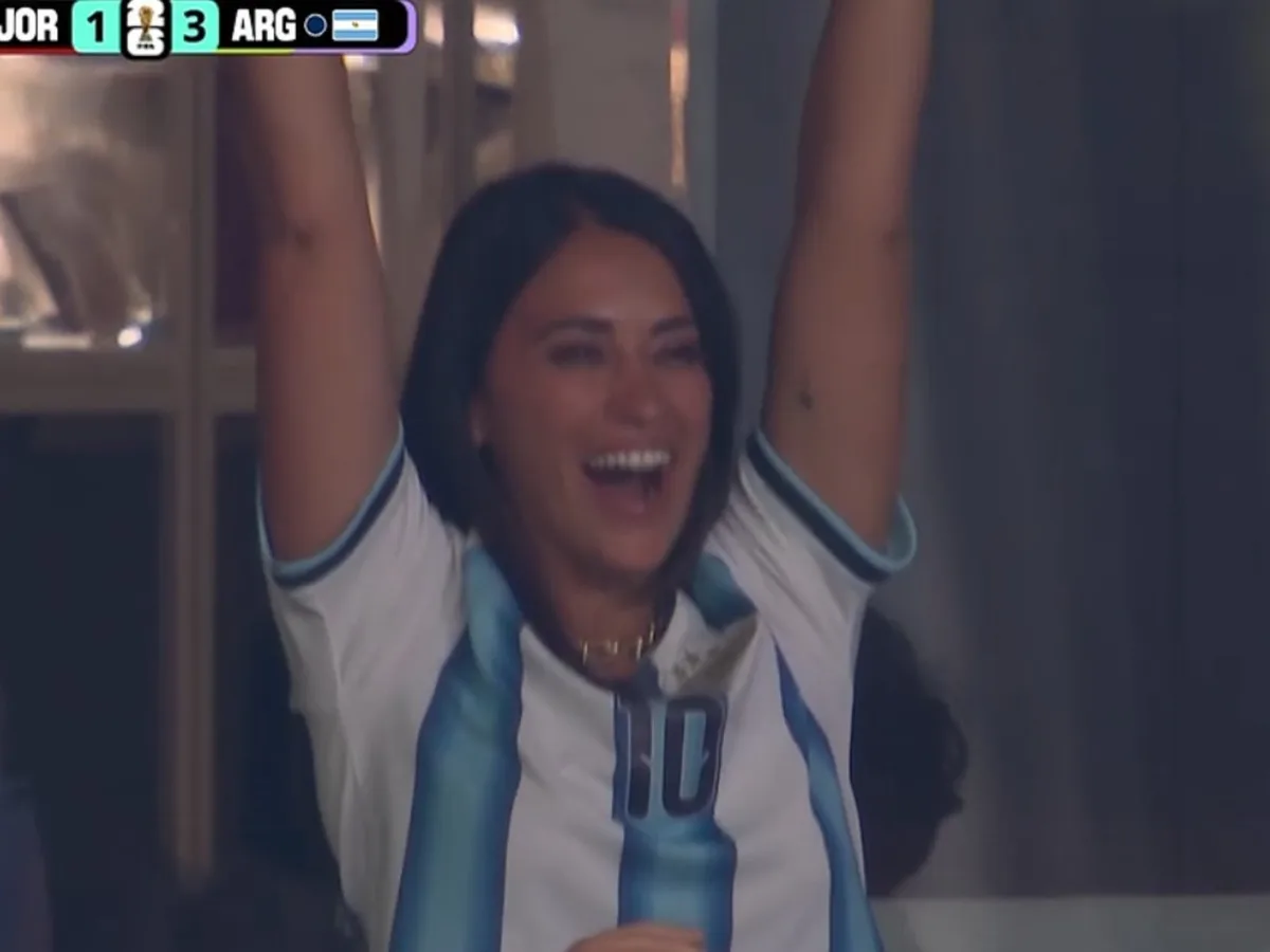 Antonela Roccuzzo explotó de alegría con el gol de Messi y De Paul le regaló un caramelo a Maxi López