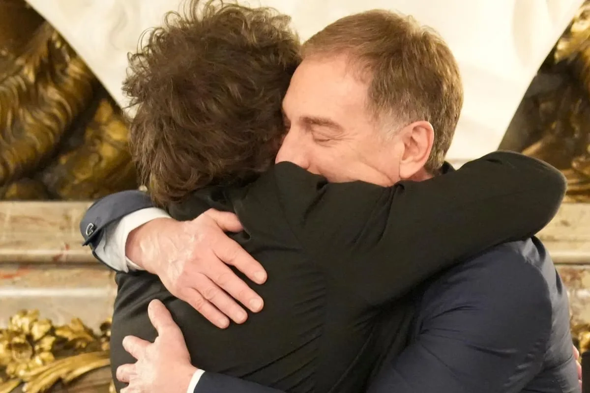 Milei cambia de estrategia: de la confrontación al acuerdo político