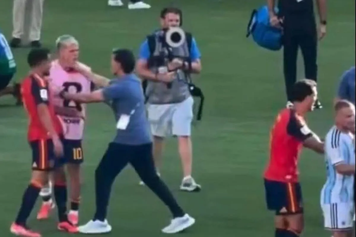 Dani Olmo rechazó las disculpas de Roberto Ayala tras la agresión en el Mundial 2026