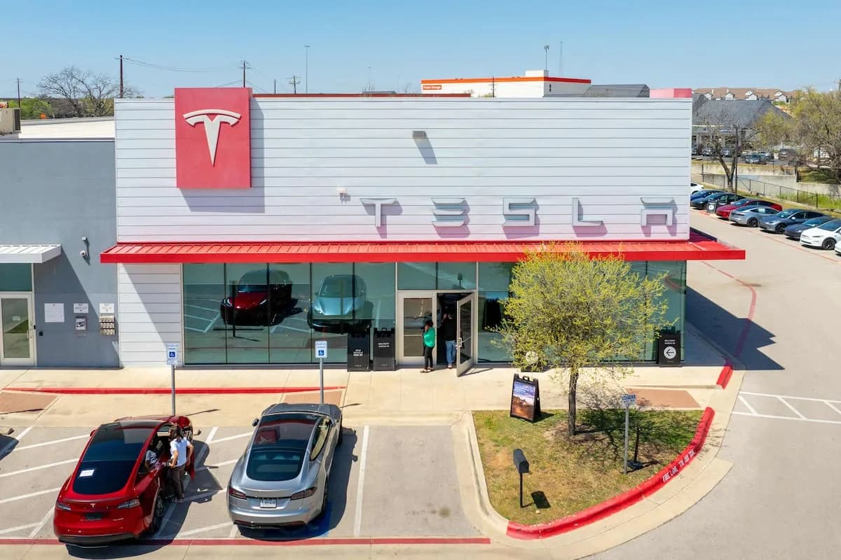 Tesla busca asesor comercial en Buenos Aires y acelera su desembarco en la Argentina