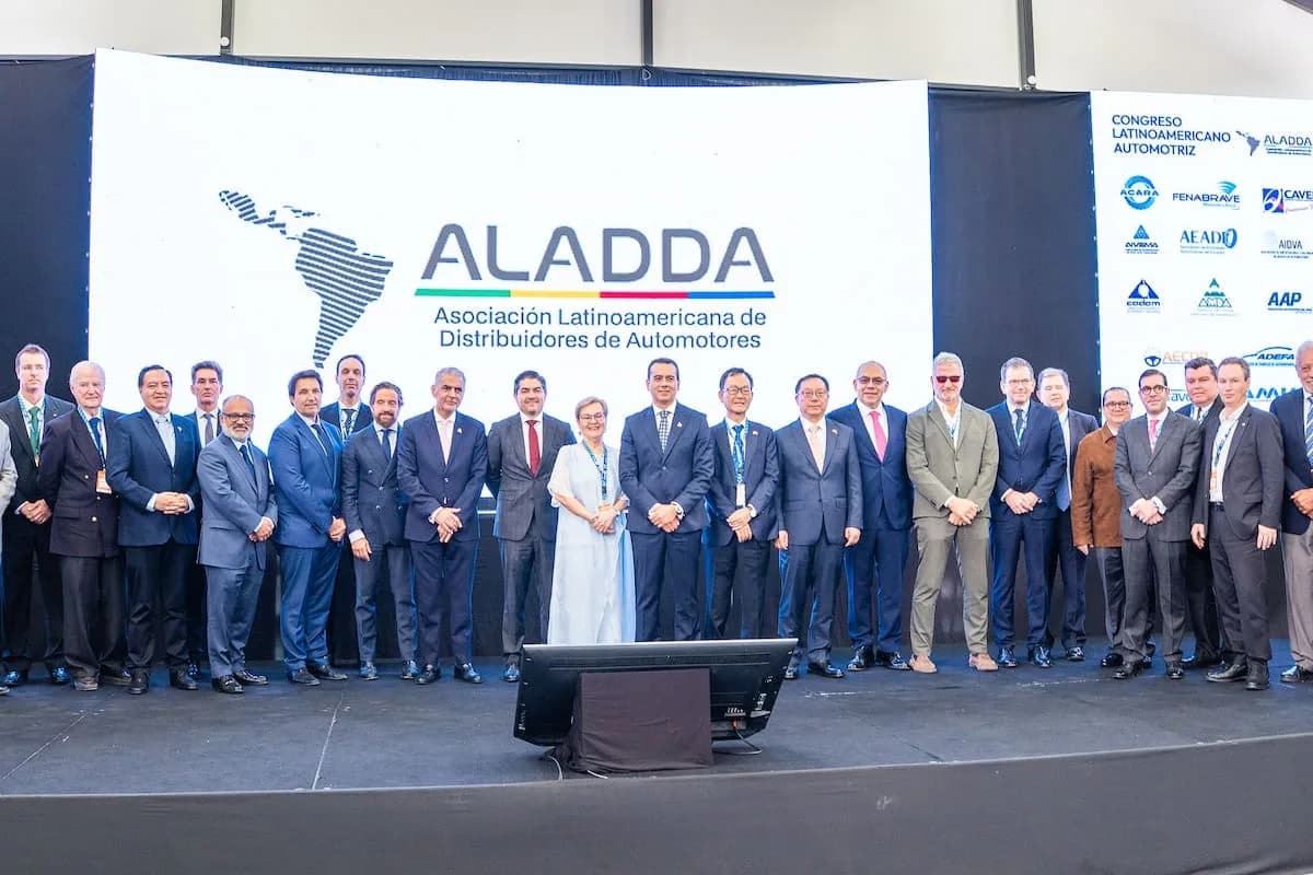 Automotrices reclaman baja impositiva y mayor integración comercial en la región