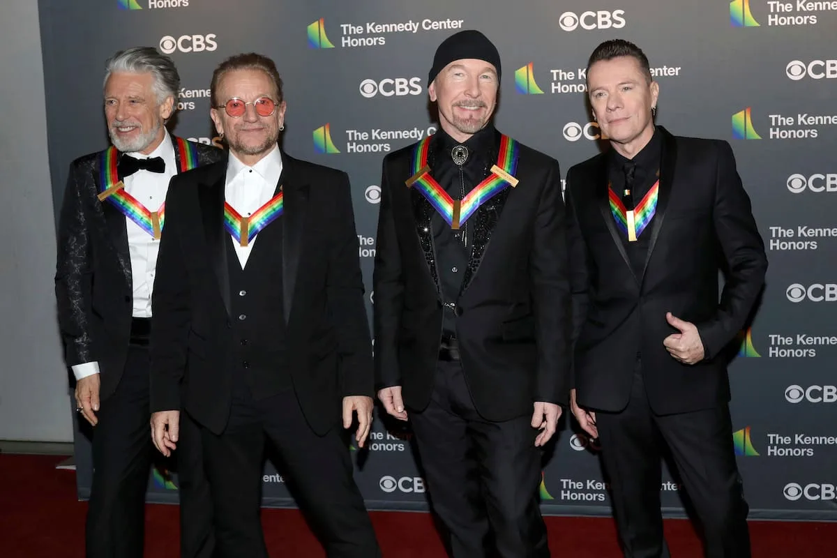 U2 sorprendió con una actuación callejera en Ciudad de México
