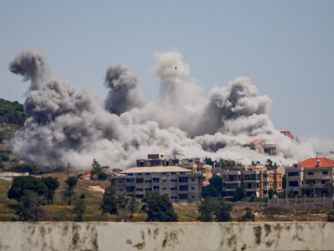 Israel y Líbano acuerdan un cese al fuego con condiciones sobre Hezbollah