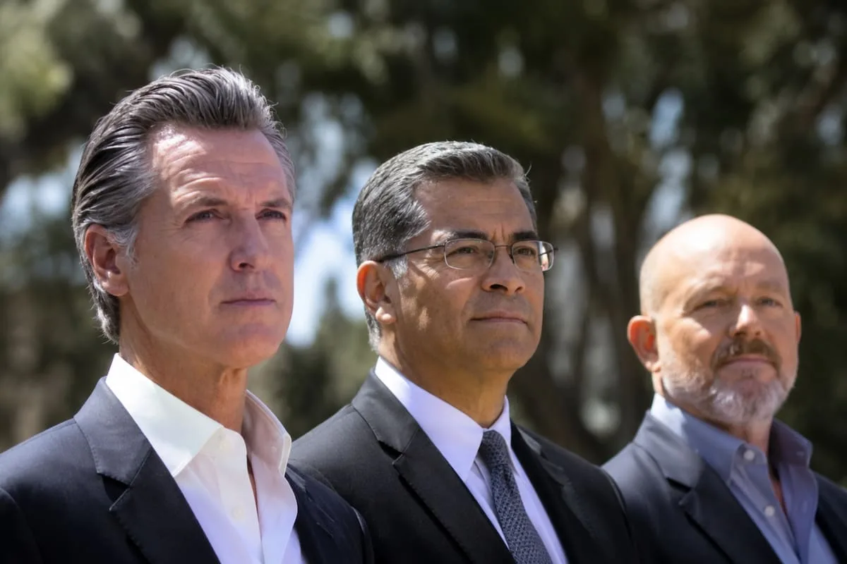 Becerra lidera intención de voto para gobernador en California: encuesta