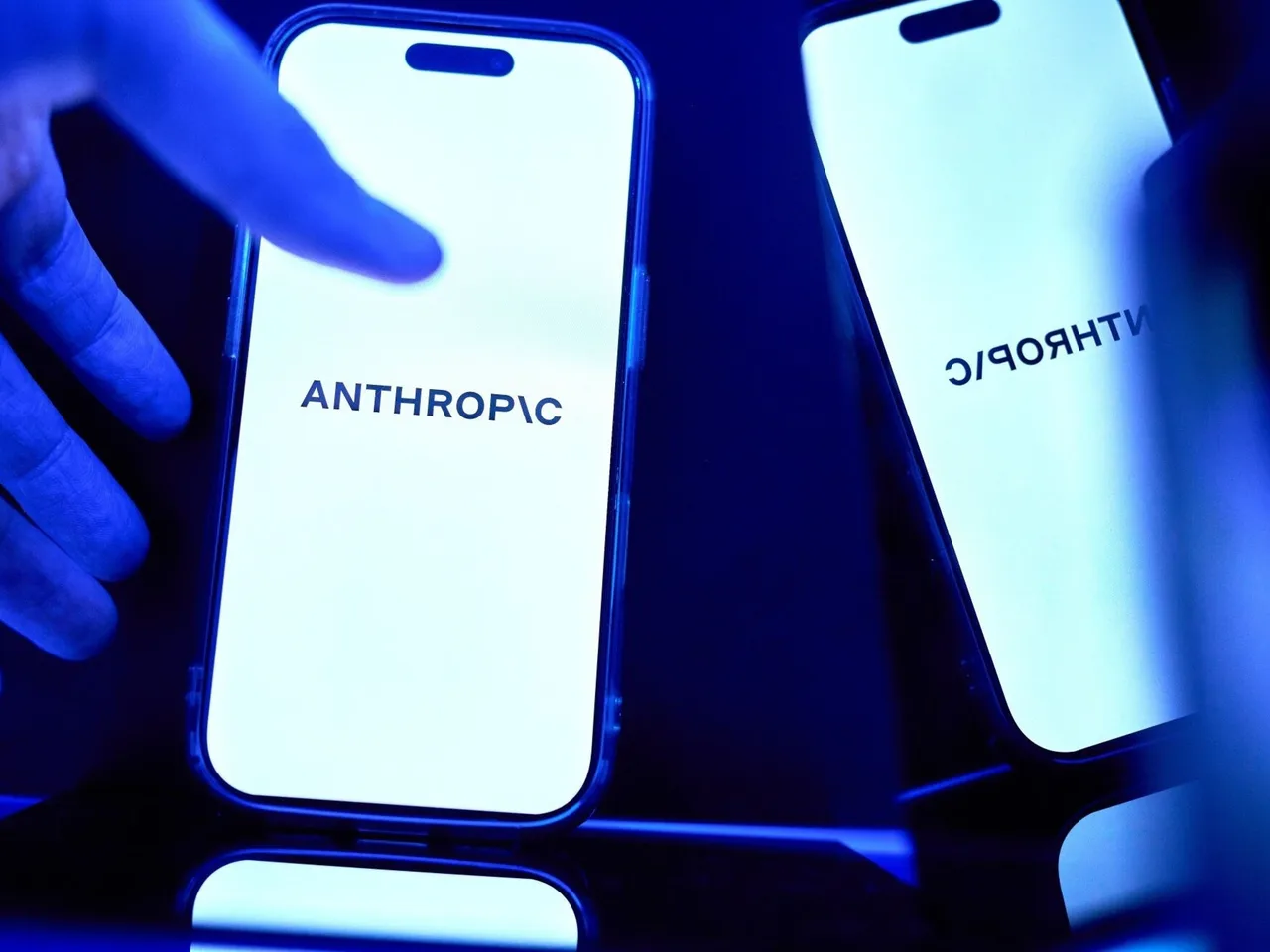 Estados Unidos prohíbe a los extranjeros el uso de modelos de IA avanzados de Anthropic