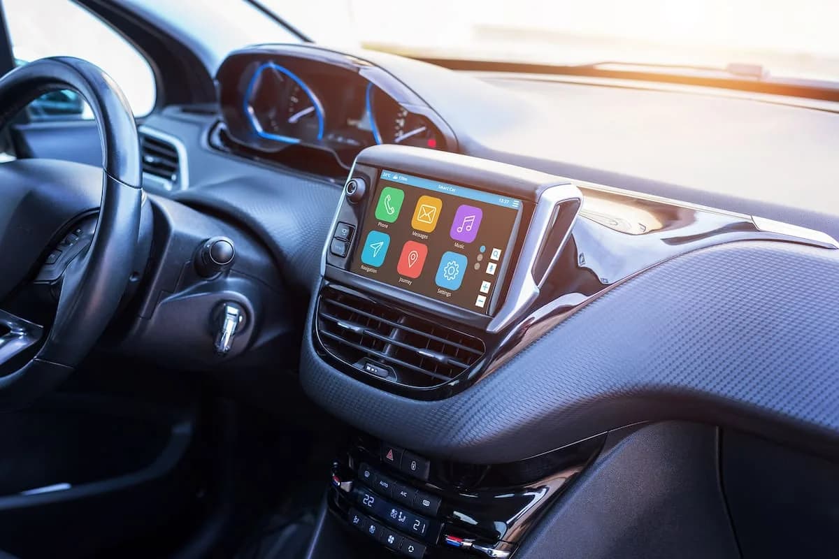 Las innovaciones que llegaron décadas antes: la historia oculta de la tecnología automotriz