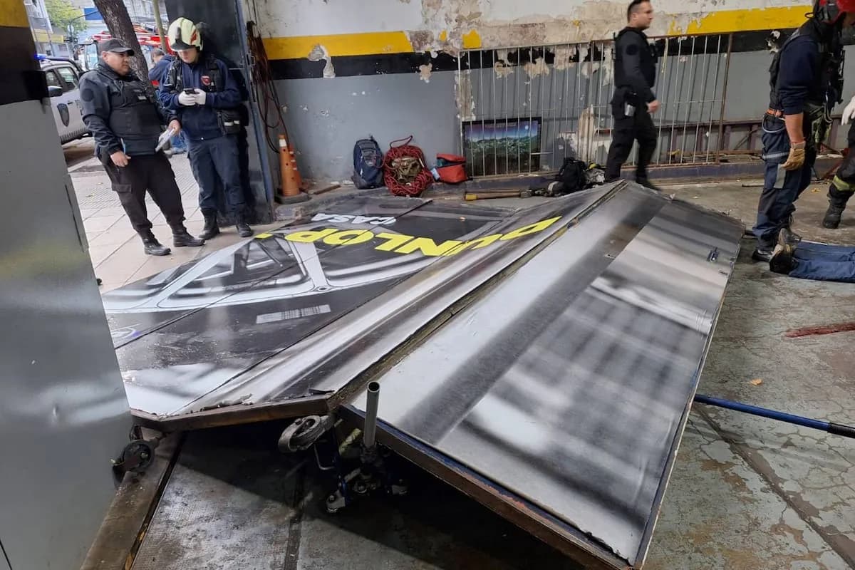 Murió un hombre aplastado por el portón de una gomería en Almagro