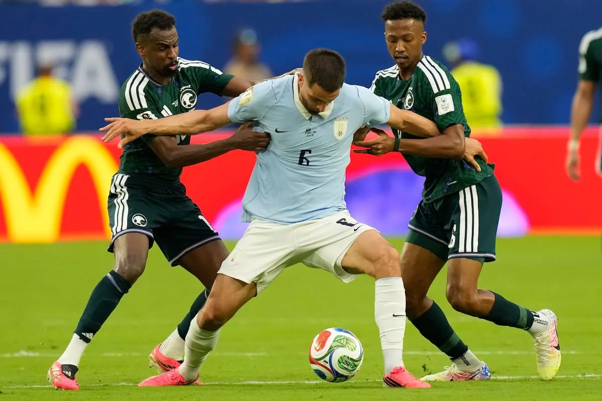 Empates en la fecha 1 del Grupo H: España y Uruguay no ganaron
