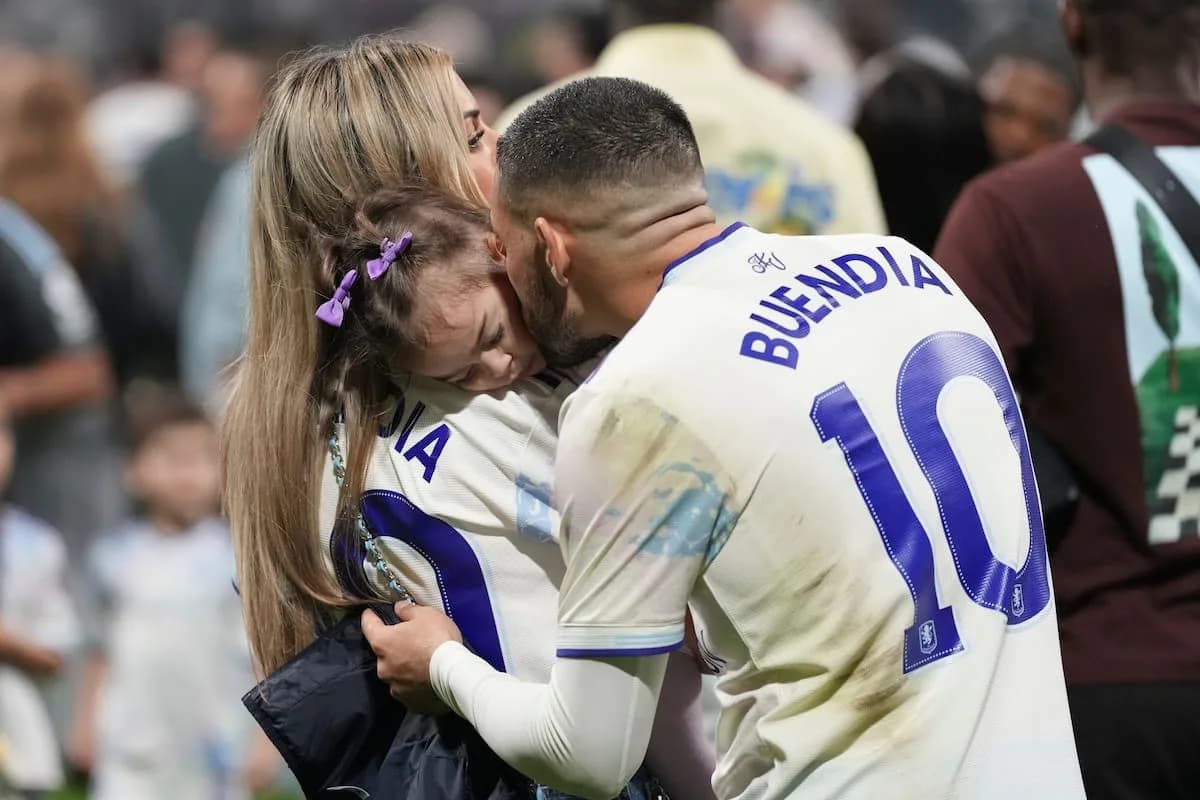 Buendía brilla en la final de Europa League y abre camino al Mundial