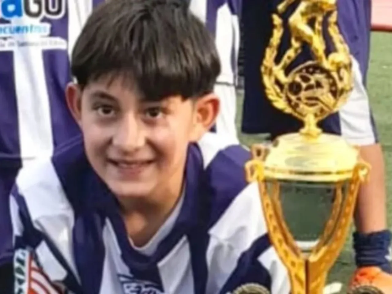 Murió adolescente tras recibir pelotazo en el pecho durante partido de fútbol