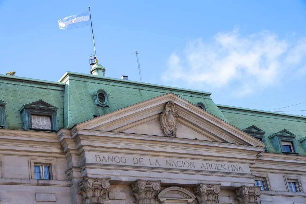 Subastan un emblemático edificio que fue sede del Banco Nación en Rosario