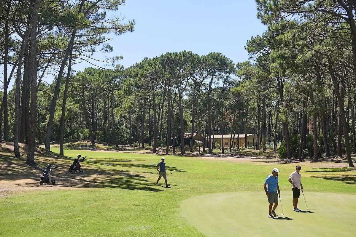 Cierra el Cariló Golf: reducirá la cancha a 9 hoyos y loteará tierras para viviendas