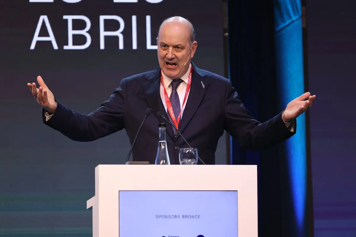 El Gobierno prepara un nuevo paquete desregulador: medicamentos, navegación e inmobiliario