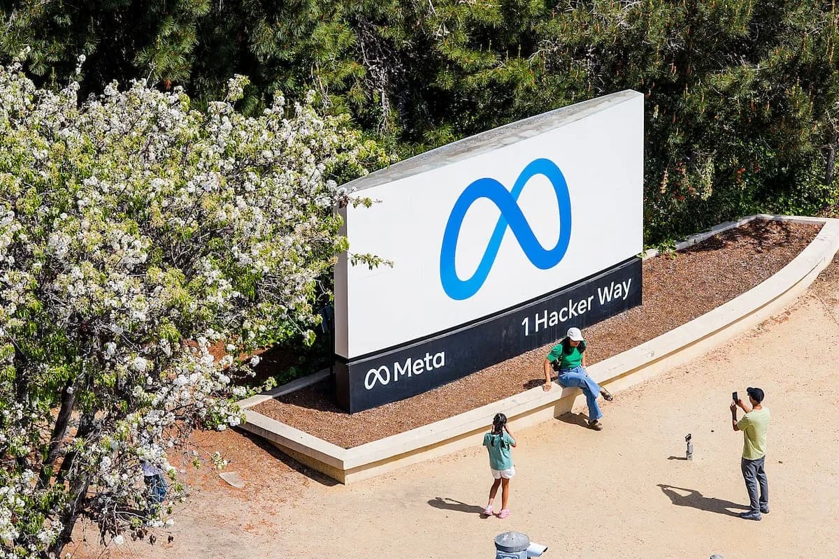 Meta despidió a 8.000 empleados mientras apuesta fuerte a la inteligencia artificial