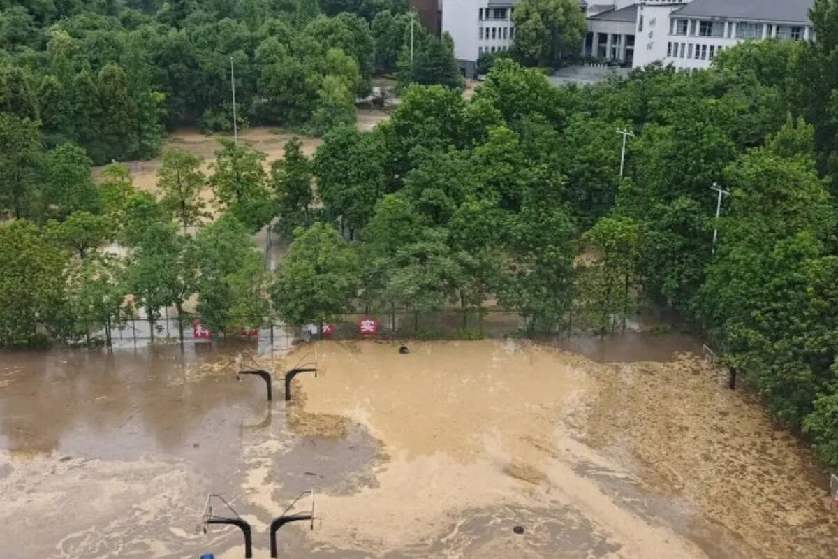Tormenta en China: un muerto y 17 desaparecidos en Chongqing
